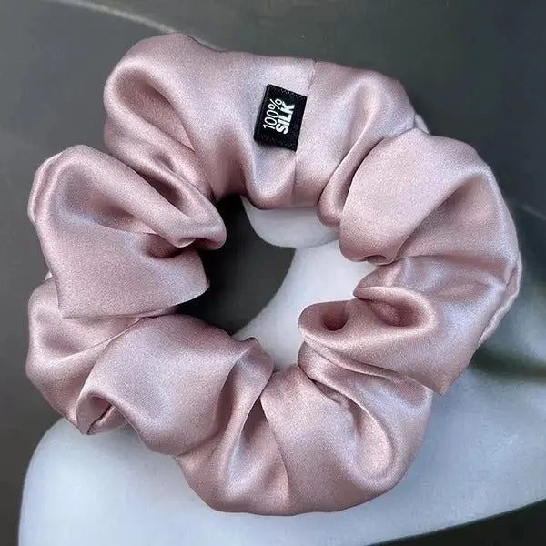 Chouchou en soie rose accessoire cheveux fille et femme anti fourches